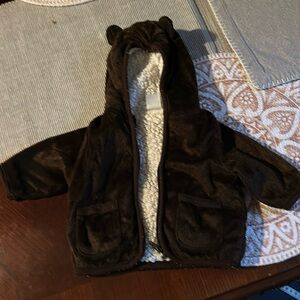 Kid small sweater with hoodie